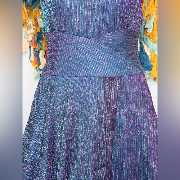 Betsy & Adam Metallic Halter Gown Blue Purple Iridescent Formal Dress - Picture 3 of 16